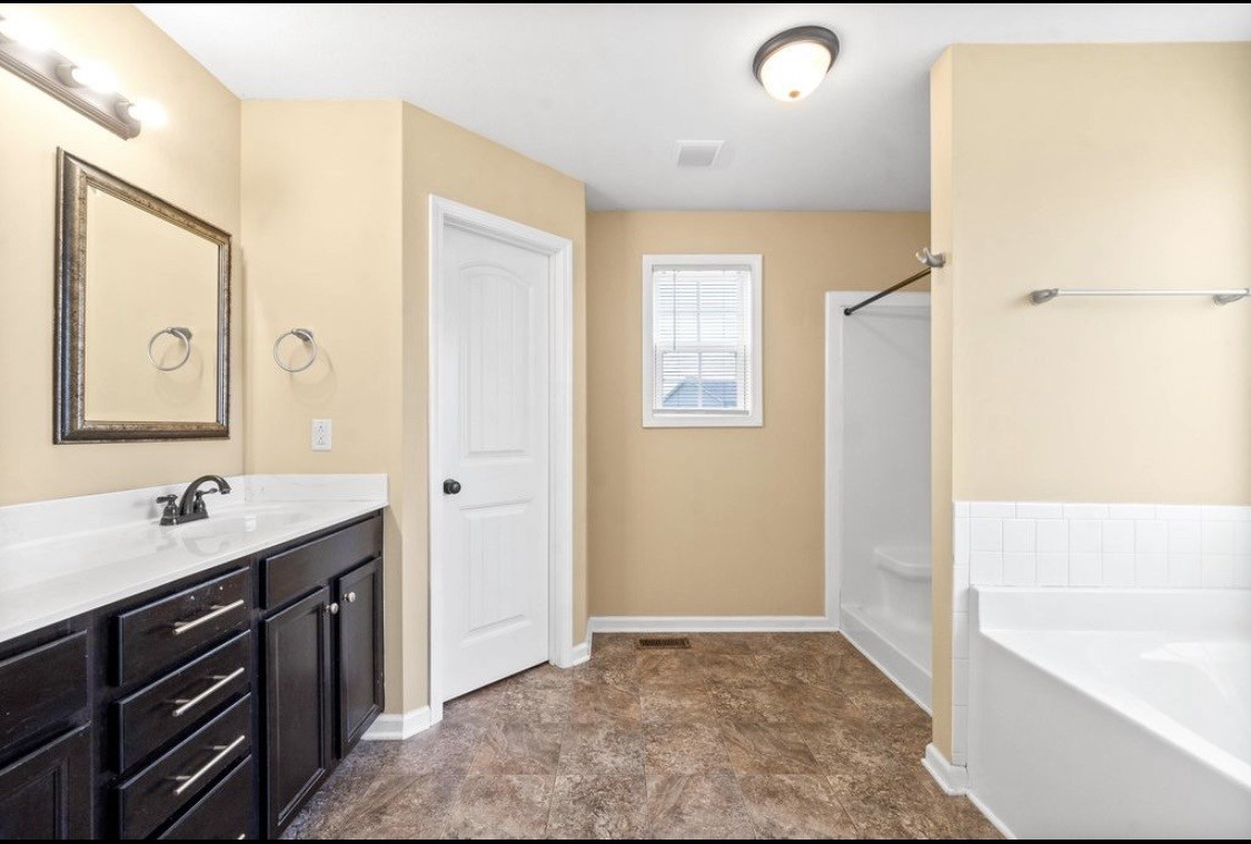 2204 Allen-Griffey Road Clarksville, TN 37042 - Photo 7 of 11 Gallery Image 7