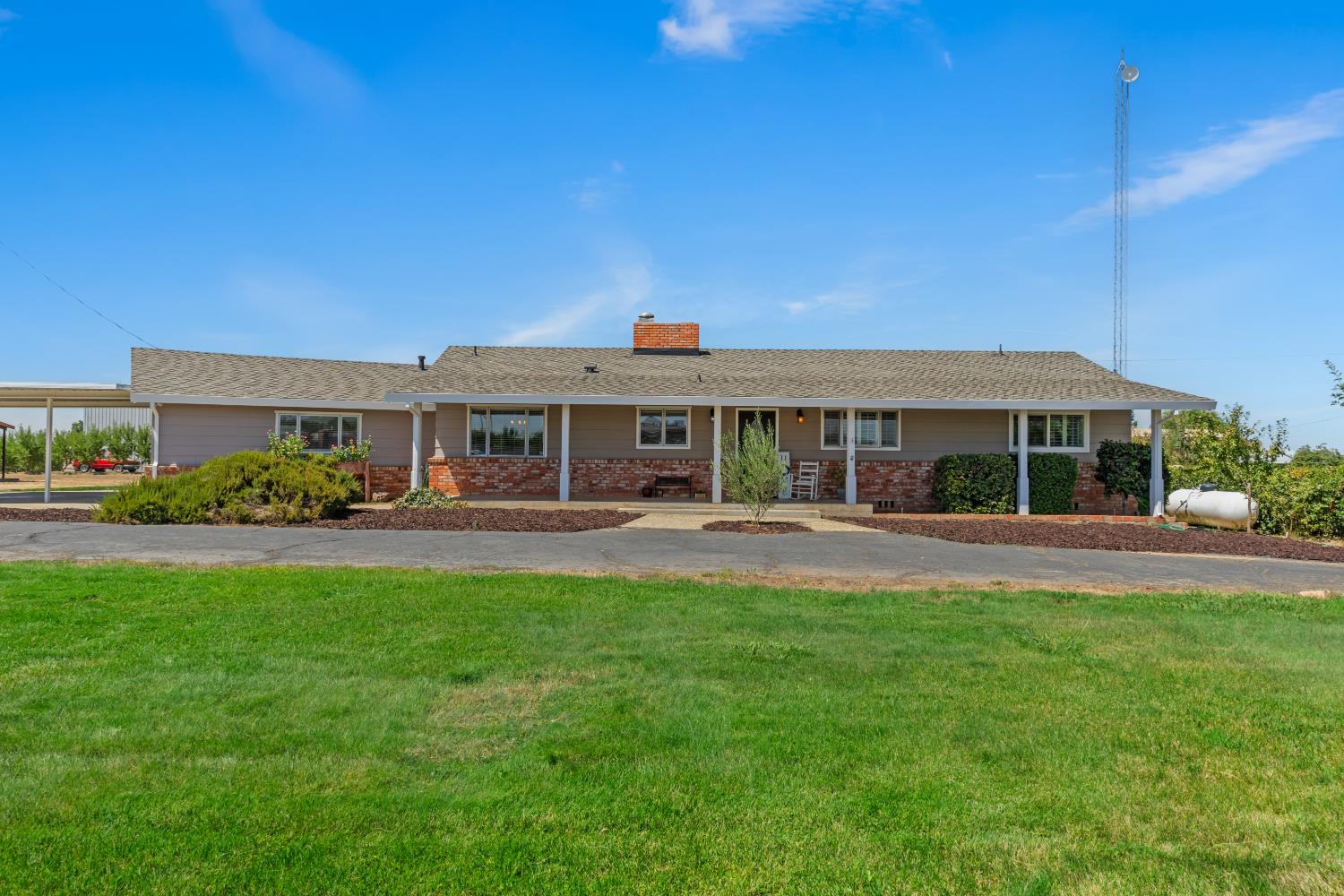 4901 Saylor Road Hughson, CA 95326 - Photo 2 of 66 Gallery Image 2