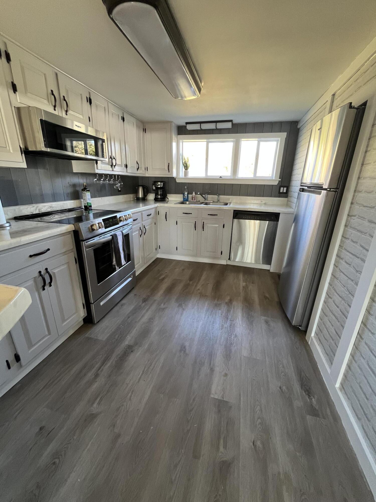 154 Sinclair Road St. David, ME 04773 - Photo 10 of 31 IMG_8334