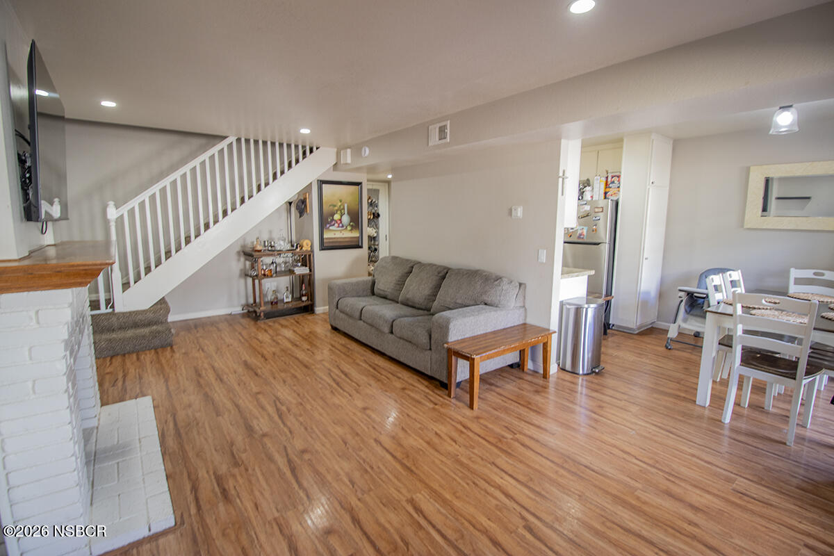 1172 Hilltop Road, Unit C Santa Maria, CA 93455 - Photo 5 of 16 1172_Hilltop_C_018