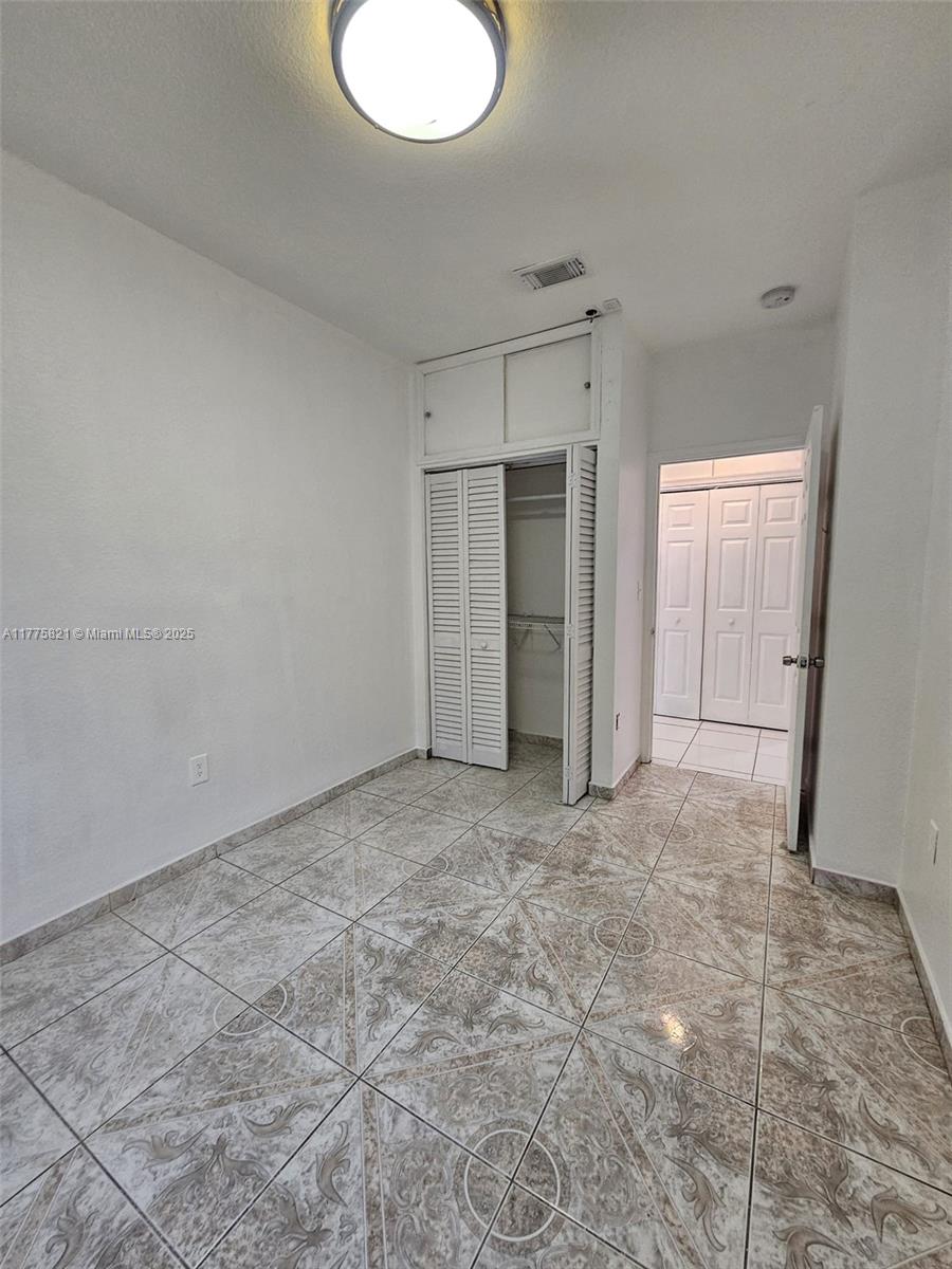 6900 Northwest 179th Street, Unit 1011 Hialeah, FL 33015 - Photo 14 of 15