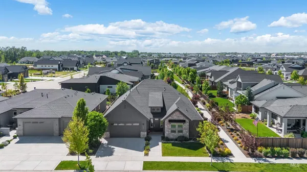 $769,900 | 687 South Short Road, Eagle, ID 83616