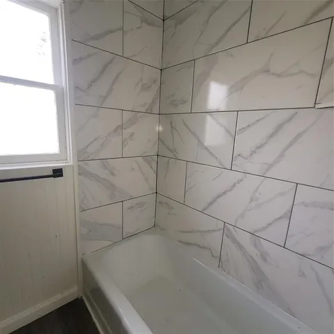 $1,850 | 410 Southwest 3rd Street, Kerens, TX 75144