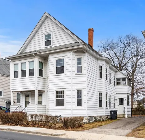 $739,000 | 115-117 Oakland Avenue, Methuen, MA 01844