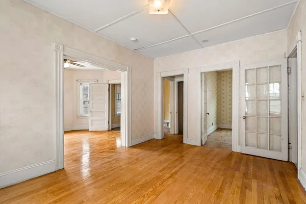 $739,000 | 115-117 Oakland Avenue, Methuen, MA 01844