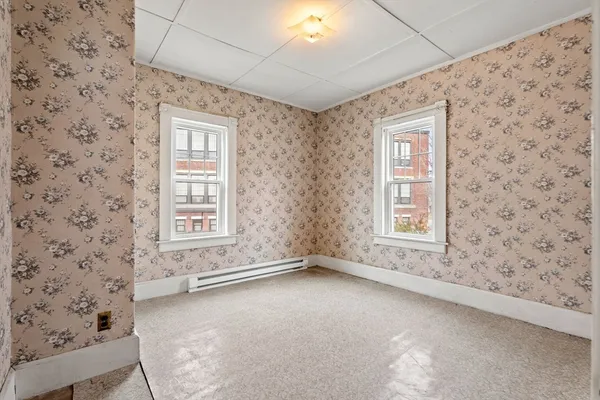 $739,000 | 115-117 Oakland Avenue, Methuen, MA 01844