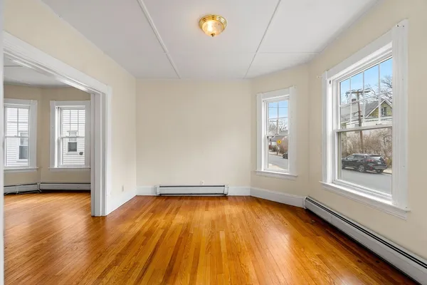 $739,000 | 115-117 Oakland Avenue, Methuen, MA 01844