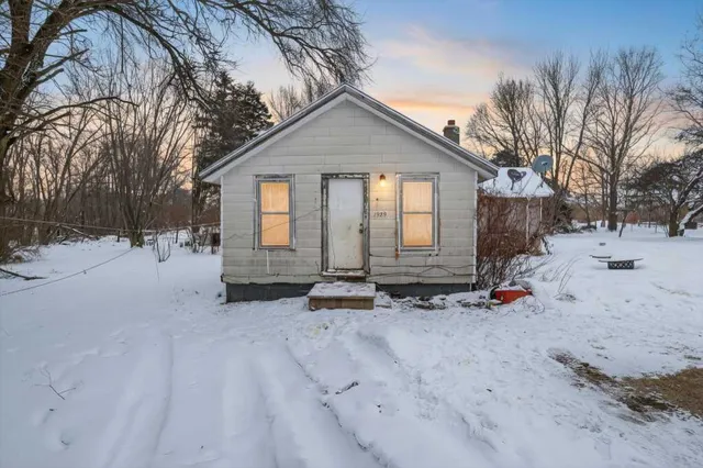 $92,000 | 7929 East Napier Avenue, Benton Harbor, MI 49022