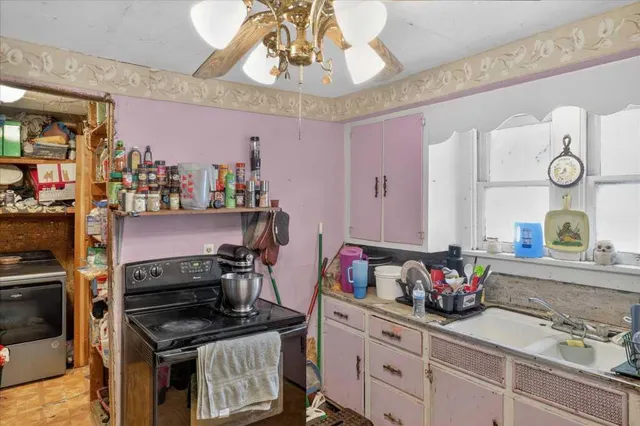 $80,000 | 7929 East Napier Avenue, Benton Harbor, MI 49022