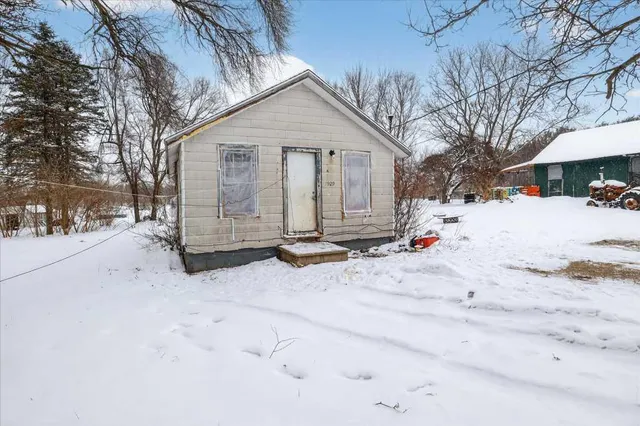 $80,000 | 7929 East Napier Avenue, Benton Harbor, MI 49022
