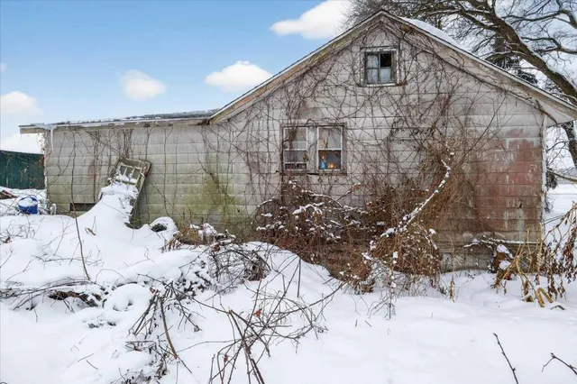 $80,000 | 7929 East Napier Avenue, Benton Harbor, MI 49022