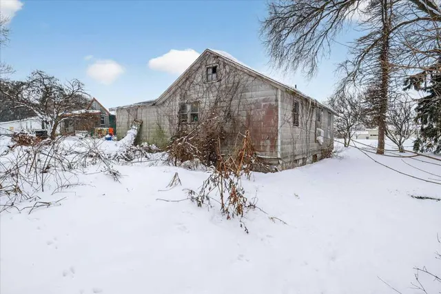 $80,000 | 7929 East Napier Avenue, Benton Harbor, MI 49022