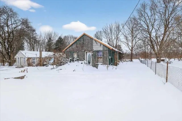 $80,000 | 7929 East Napier Avenue, Benton Harbor, MI 49022