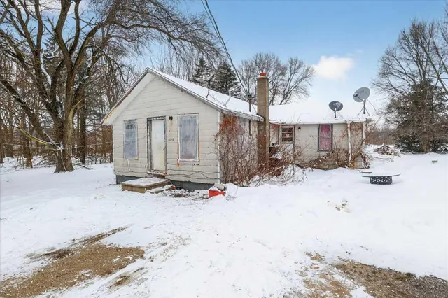 $80,000 | 7929 East Napier Avenue, Benton Harbor, MI 49022