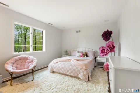$2,095,000 | 223 Jonathan Drive, Stamford, CT 06903