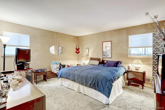 $899,000 | 4 Crabapple Court, Monsey, NY 10952