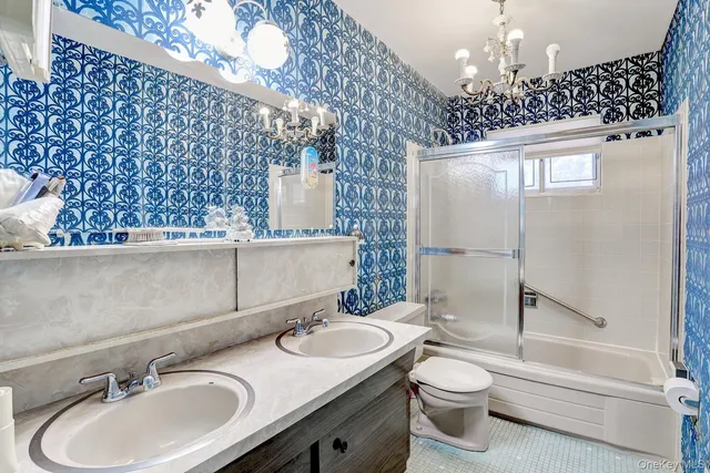 $899,000 | 4 Crabapple Court, Monsey, NY 10952