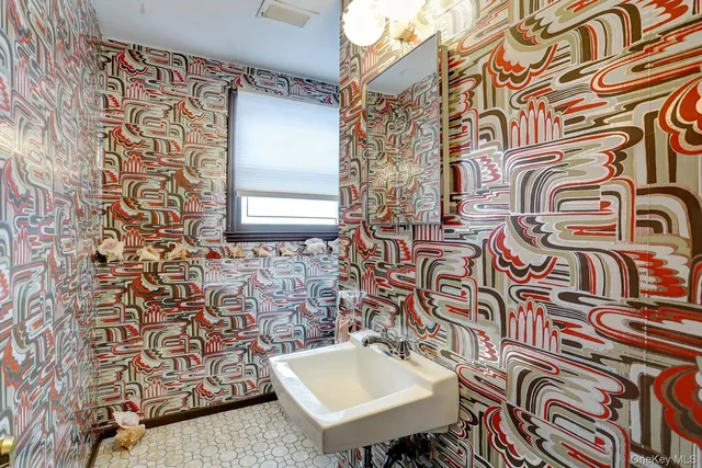 $899,000 | 4 Crabapple Court, Monsey, NY 10952