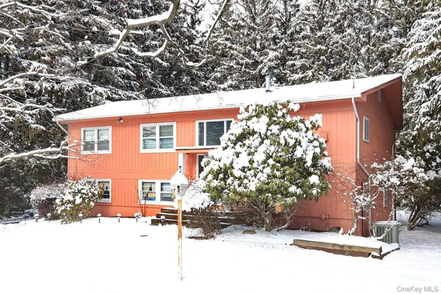 $899,000 | 4 Crabapple Court, Monsey, NY 10952