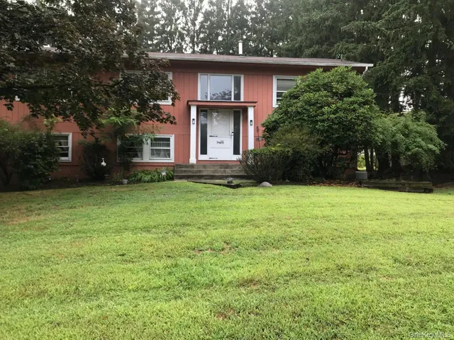 $899,000 | 4 Crabapple Court, Monsey, NY 10952