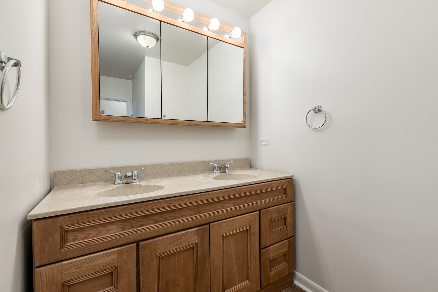 9527 Overhill Avenue Morton Grove, IL 60053 - Photo 25 of 40