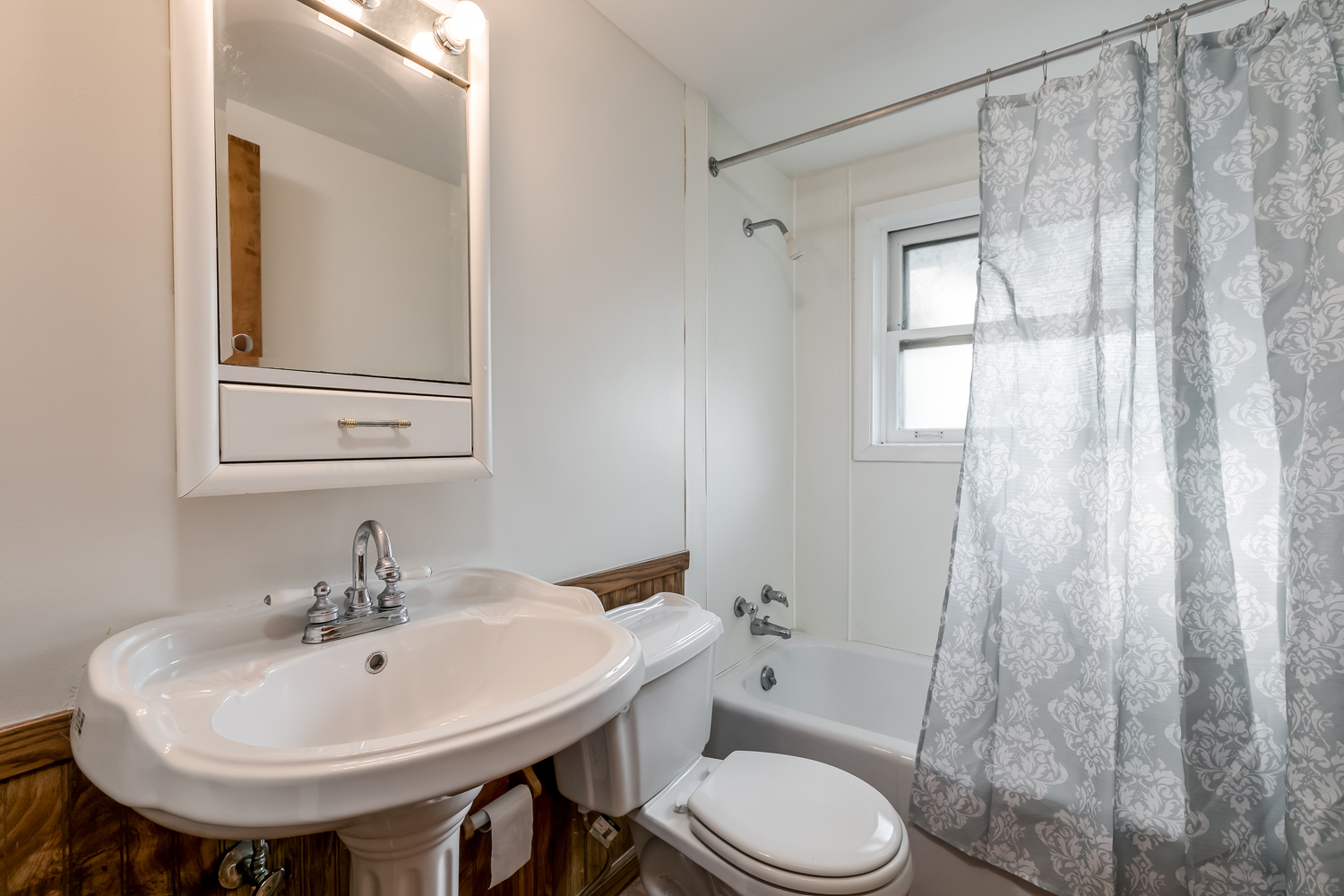 9527 Overhill Avenue Morton Grove, IL 60053 - Photo 36 of 40