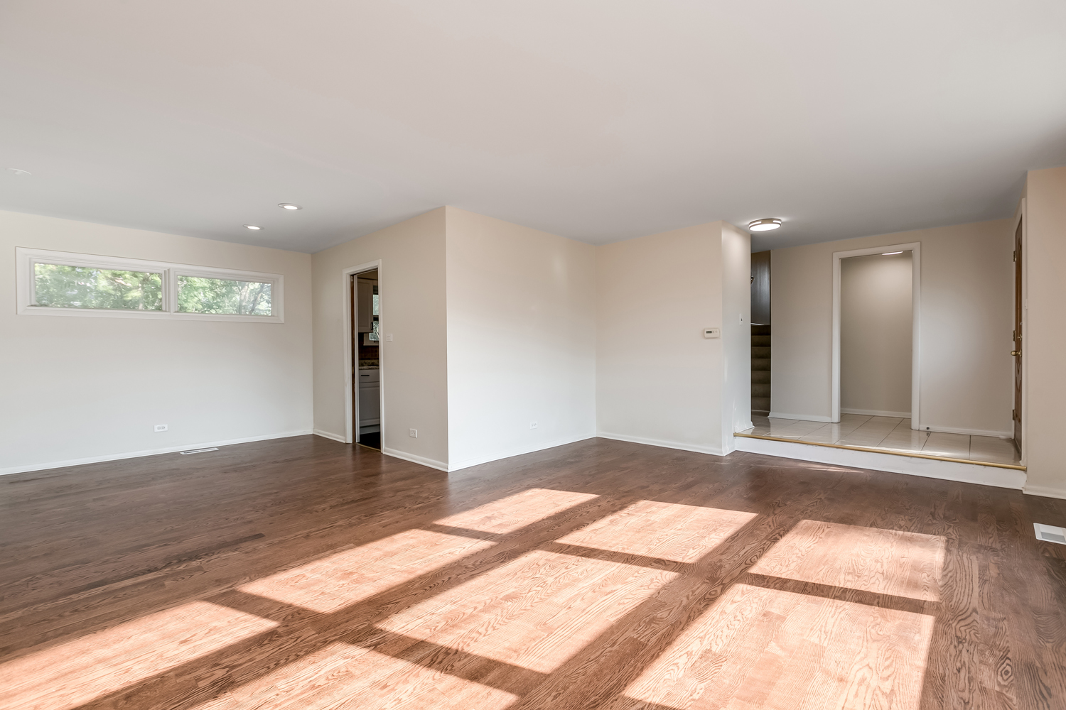 9527 Overhill Avenue Morton Grove, IL 60053 - Photo 9 of 40