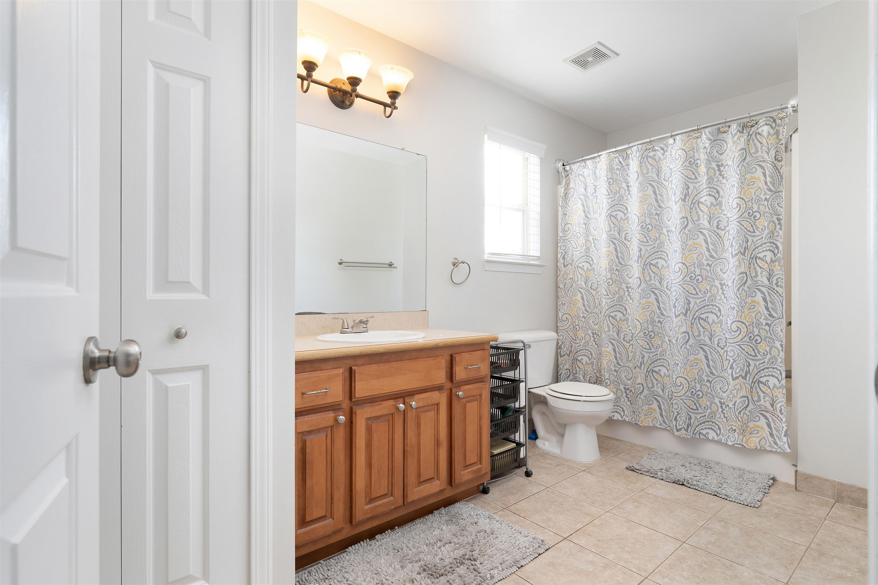 2875 Culbertson Avenue Rochester Hills, MI 48307 - Photo 16 of 31