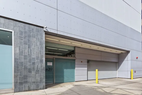 $2,750 | 630 North Franklin Street, Unit 1016, Chicago, IL 60654