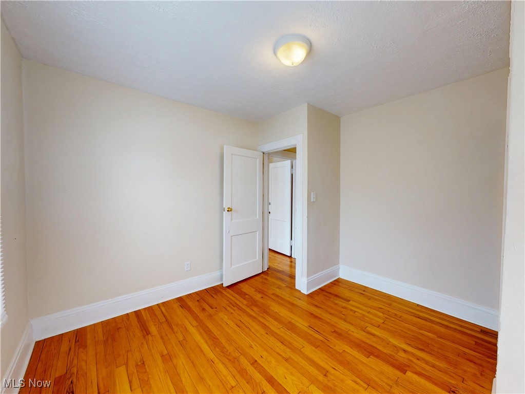 1076 Rushleigh Road Cleveland Heights, OH 44121 - Photo 16 of 27