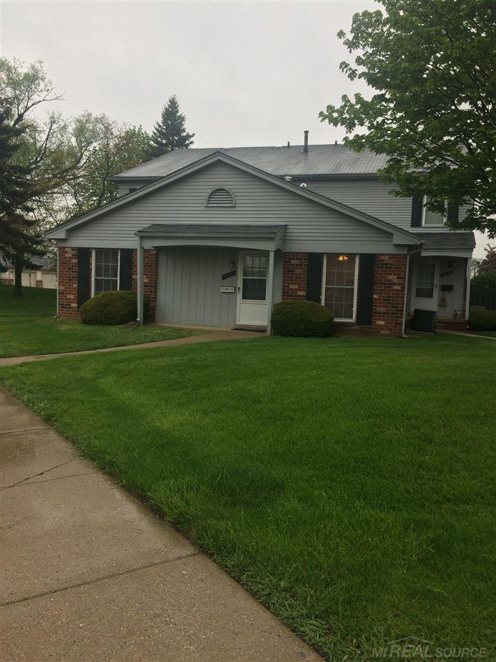 34243 Garfield Circle Fraser, MI 48026 - Photo 2 of 12