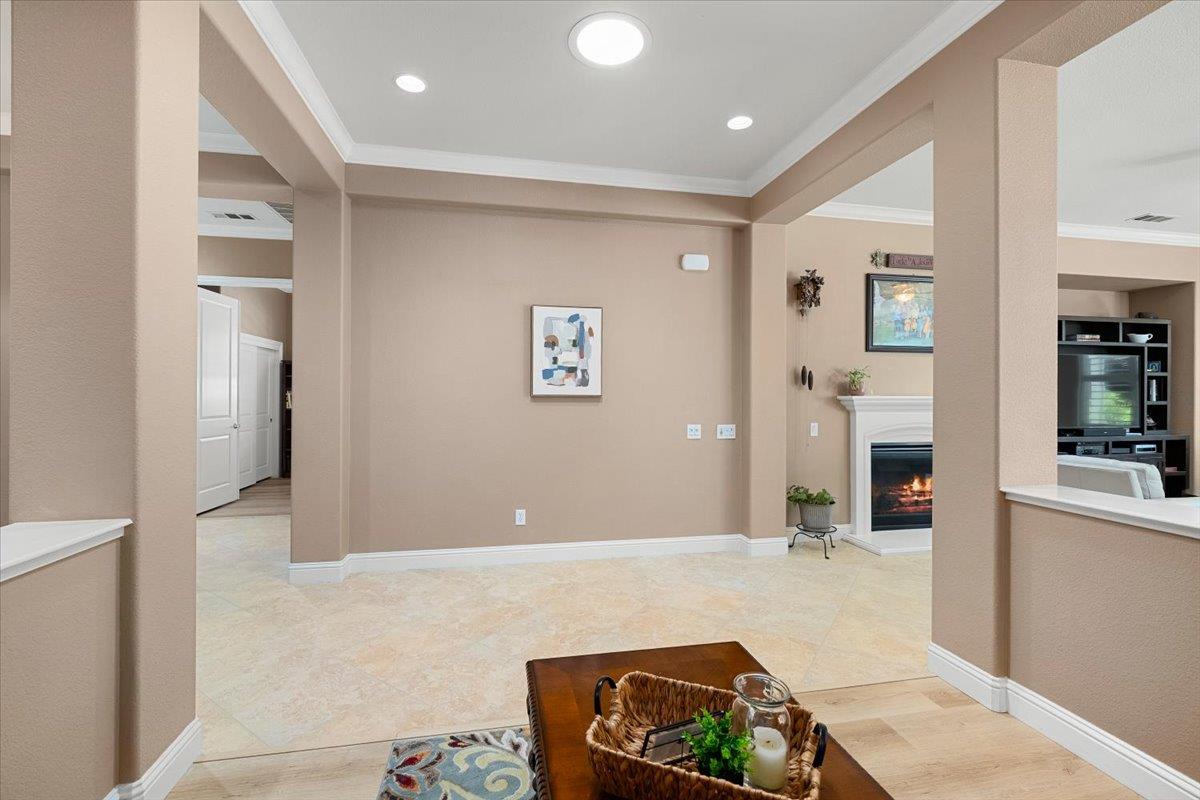 2294 Langtree Drive Roseville, CA 95747 - Photo 12 of 61