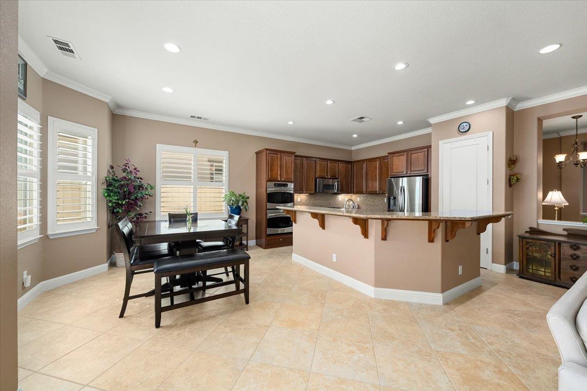 2294 Langtree Drive Roseville, CA 95747 - Photo 16 of 61