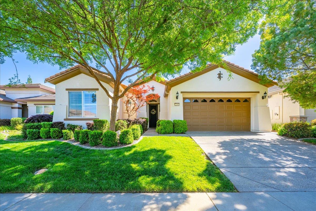 2294 Langtree Drive Roseville, CA 95747 - Photo 2 of 61