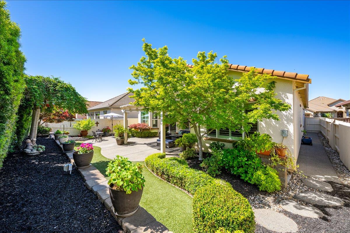 2294 Langtree Drive Roseville, CA 95747 - Photo 42 of 61