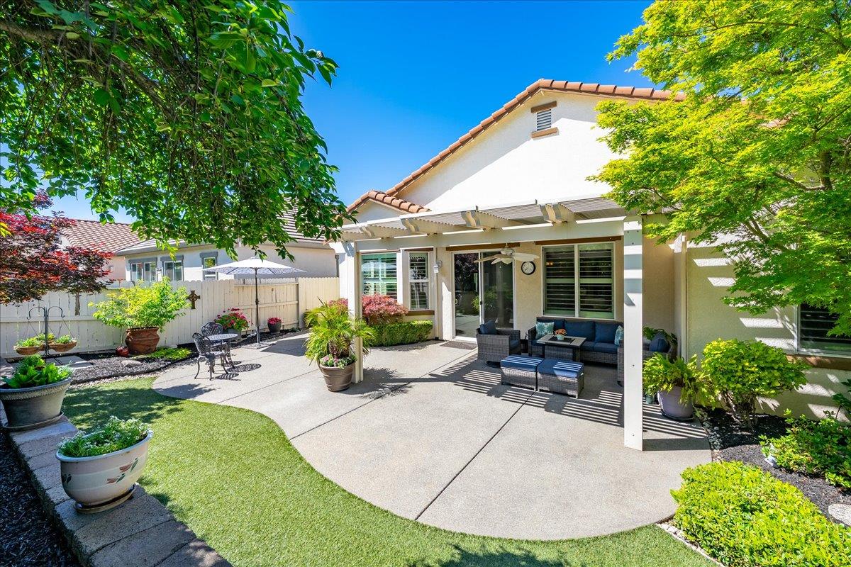 2294 Langtree Drive Roseville, CA 95747 - Photo 43 of 61