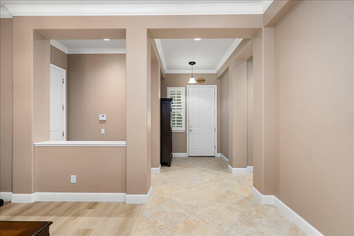 2294 Langtree Drive Roseville, CA 95747 - Photo 9 of 61