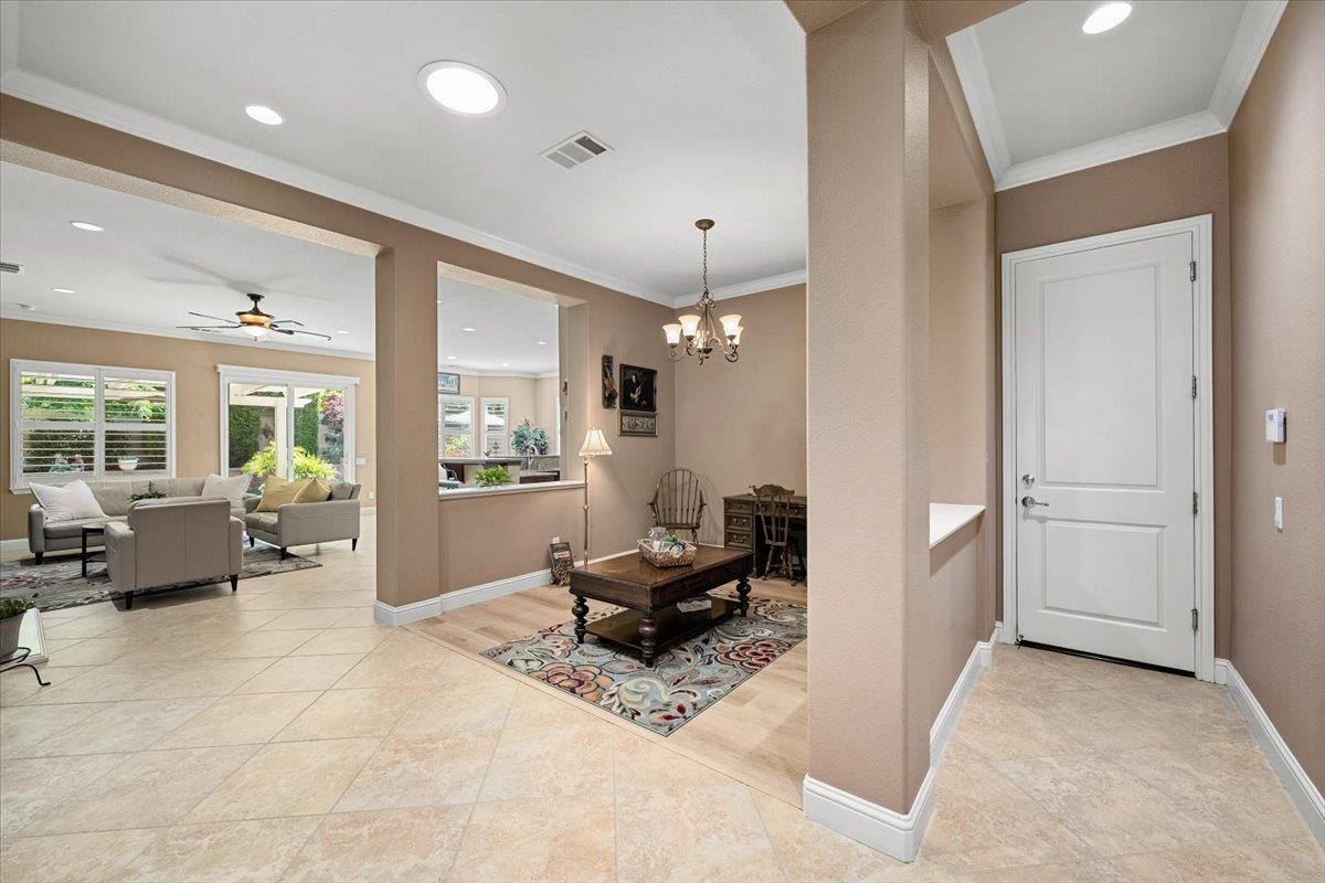 2294 Langtree Drive Roseville, CA 95747 - Photo 10 of 61