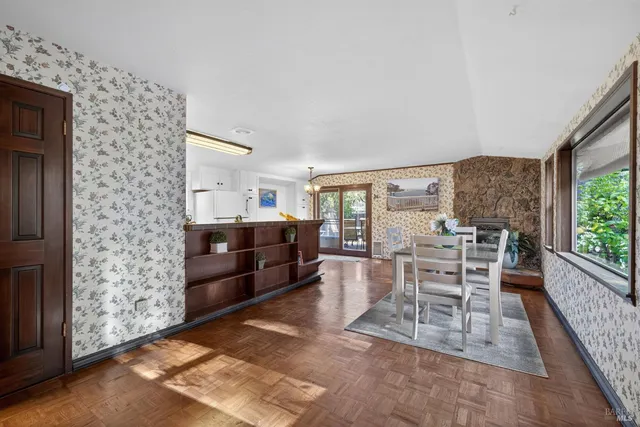 $779,000 | 132 Steiner Court, Santa Rosa, CA 95404