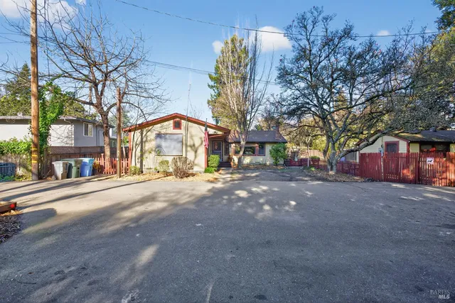 $779,000 | 132 Steiner Court, Santa Rosa, CA 95404