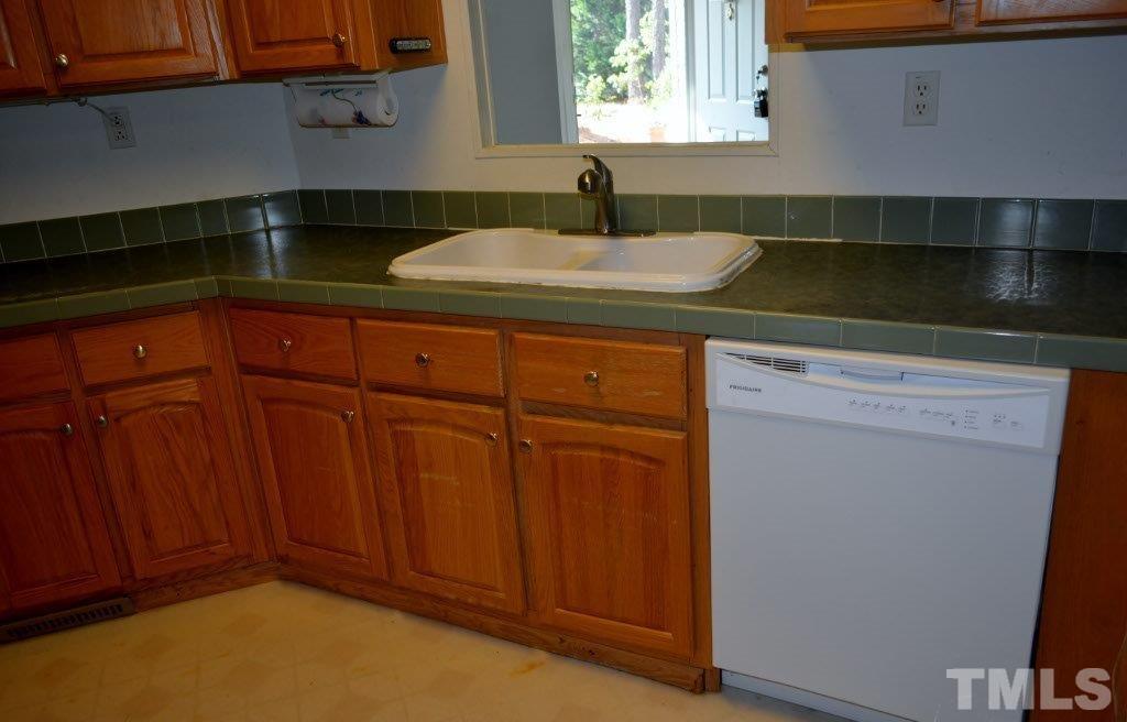 105 Ridge View Drive Cameron, NC 28326 - Photo 7 of 25