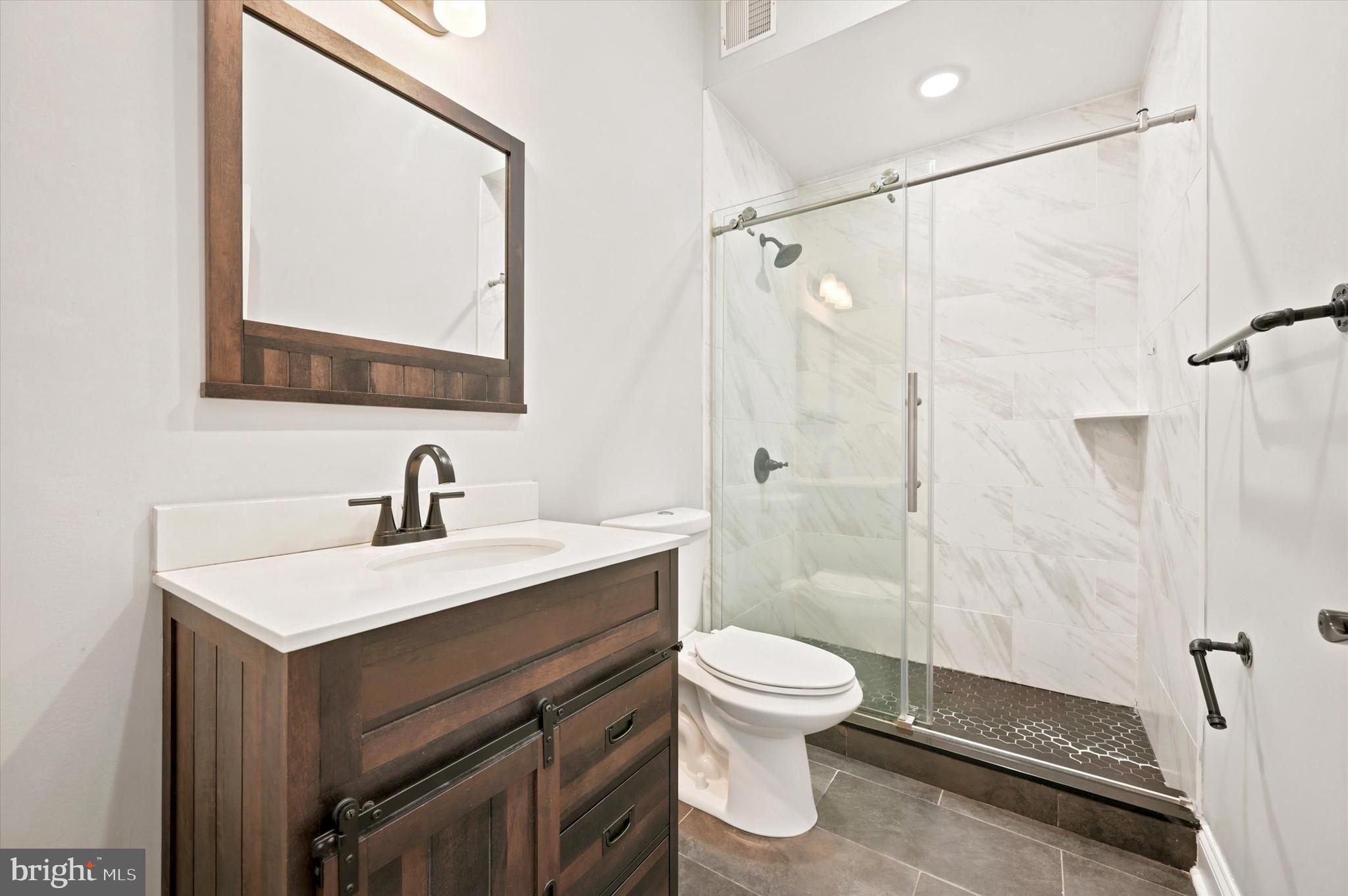3220 West Diamond Street, Unit 2 Philadelphia, PA 19121 - Photo 14 of 18