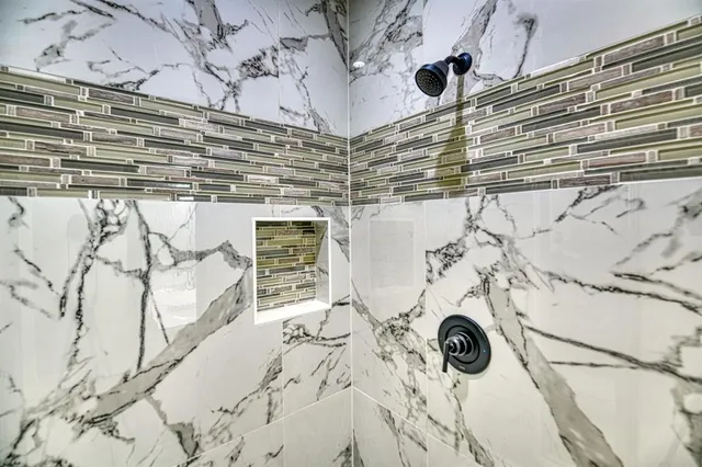 $329,995 | 1219 South Rockwall Avenue, Terrell, TX 75160