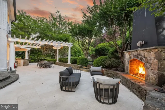 $3,399,900 | 16717 Whirlaway Court, Leesburg, VA 20176