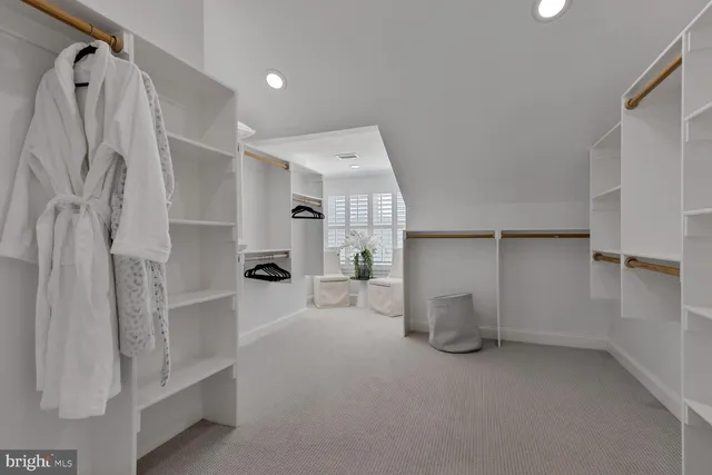 $3,399,900 | 16717 Whirlaway Court, Leesburg, VA 20176