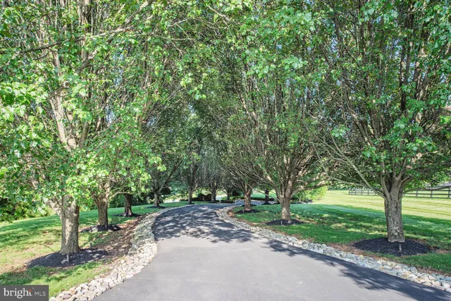 $3,399,900 | 16717 Whirlaway Court, Leesburg, VA 20176