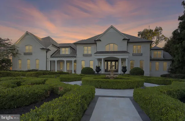 $3,399,900 | 16717 Whirlaway Court, Leesburg, VA 20176