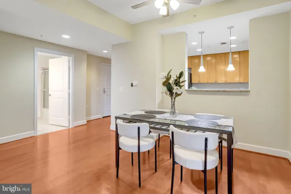 $3,500 | 3650 South Glebe Road, Unit 442, Arlington, VA 22202