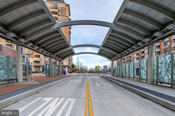 $3,500 | 3650 South Glebe Road, Unit 442, Arlington, VA 22202