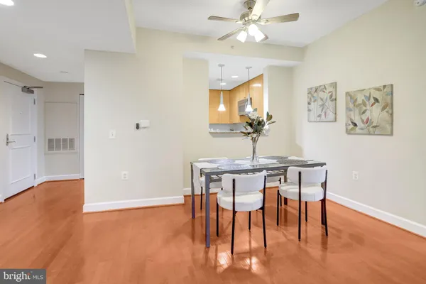 $3,500 | 3650 South Glebe Road, Unit 442, Arlington, VA 22202